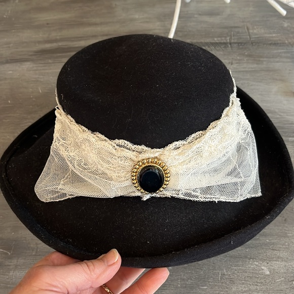 Vintage Black Wool and Lace Fedora Hat - Picture 3 of 5